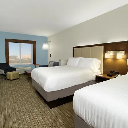 Holiday Inn Express & Suites Columbus North By Ihg Exterior photo