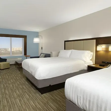 Holiday Inn Express & Suites Columbus North By Ihg Exterior photo