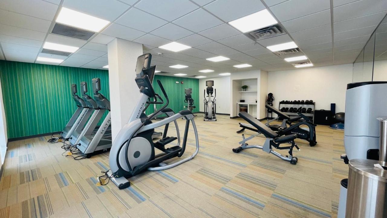 Express & North By Ihg Columbus