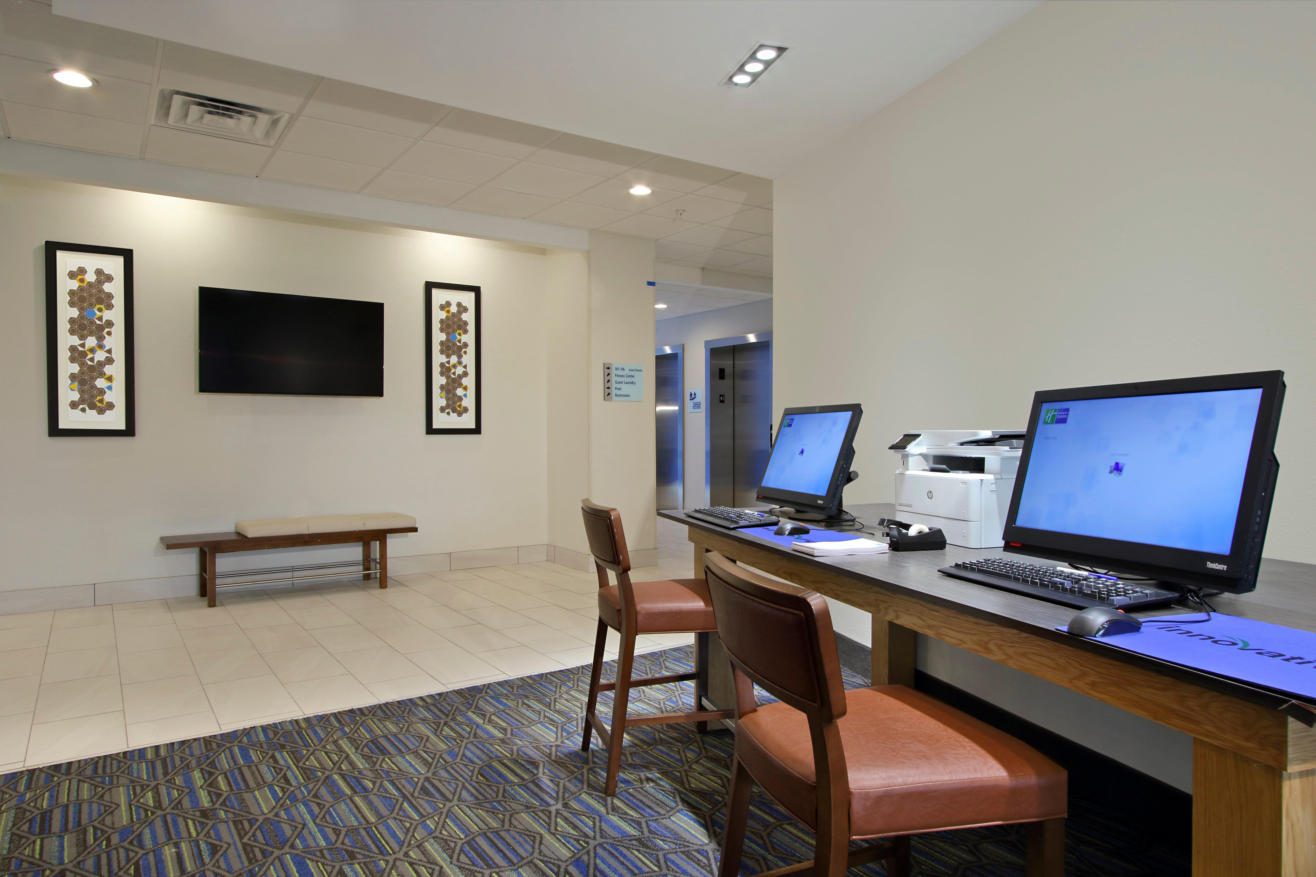 Express & North By Ihg 3* Columbus
