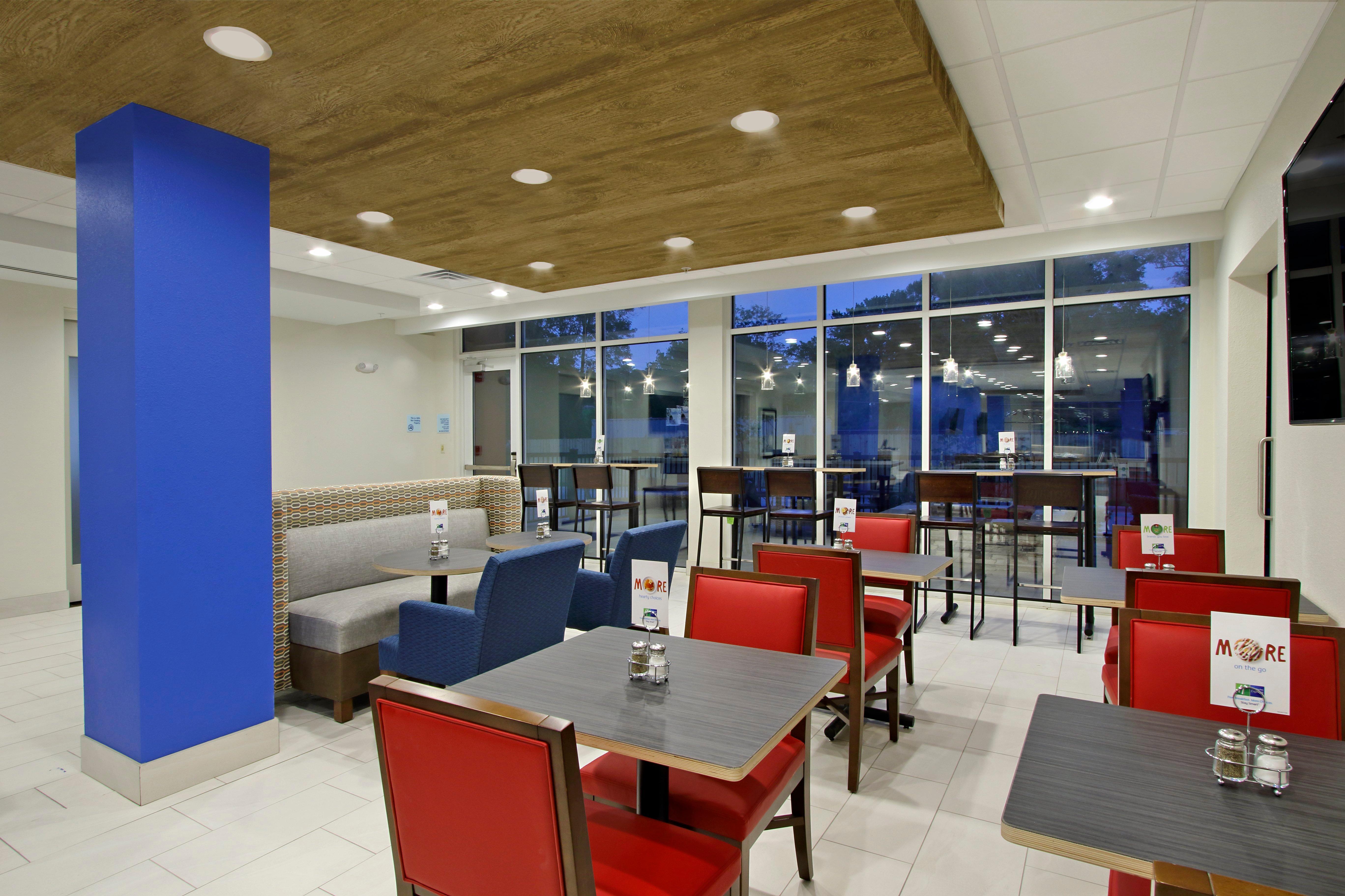 Express & North By Ihg Columbus