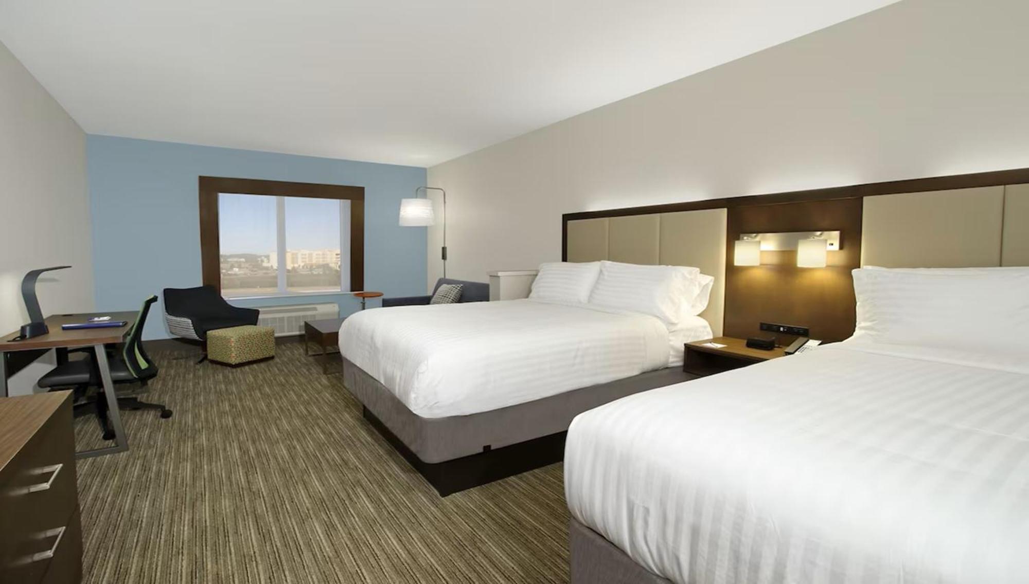 Hotel Express & North By Ihg 3*